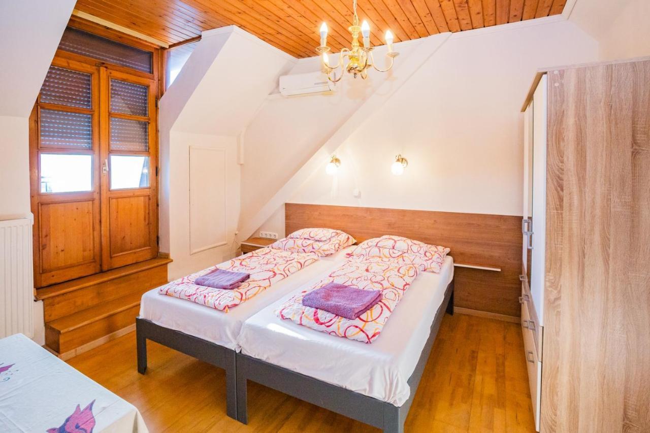 Chambre Double ou Lits Jumeaux Économique