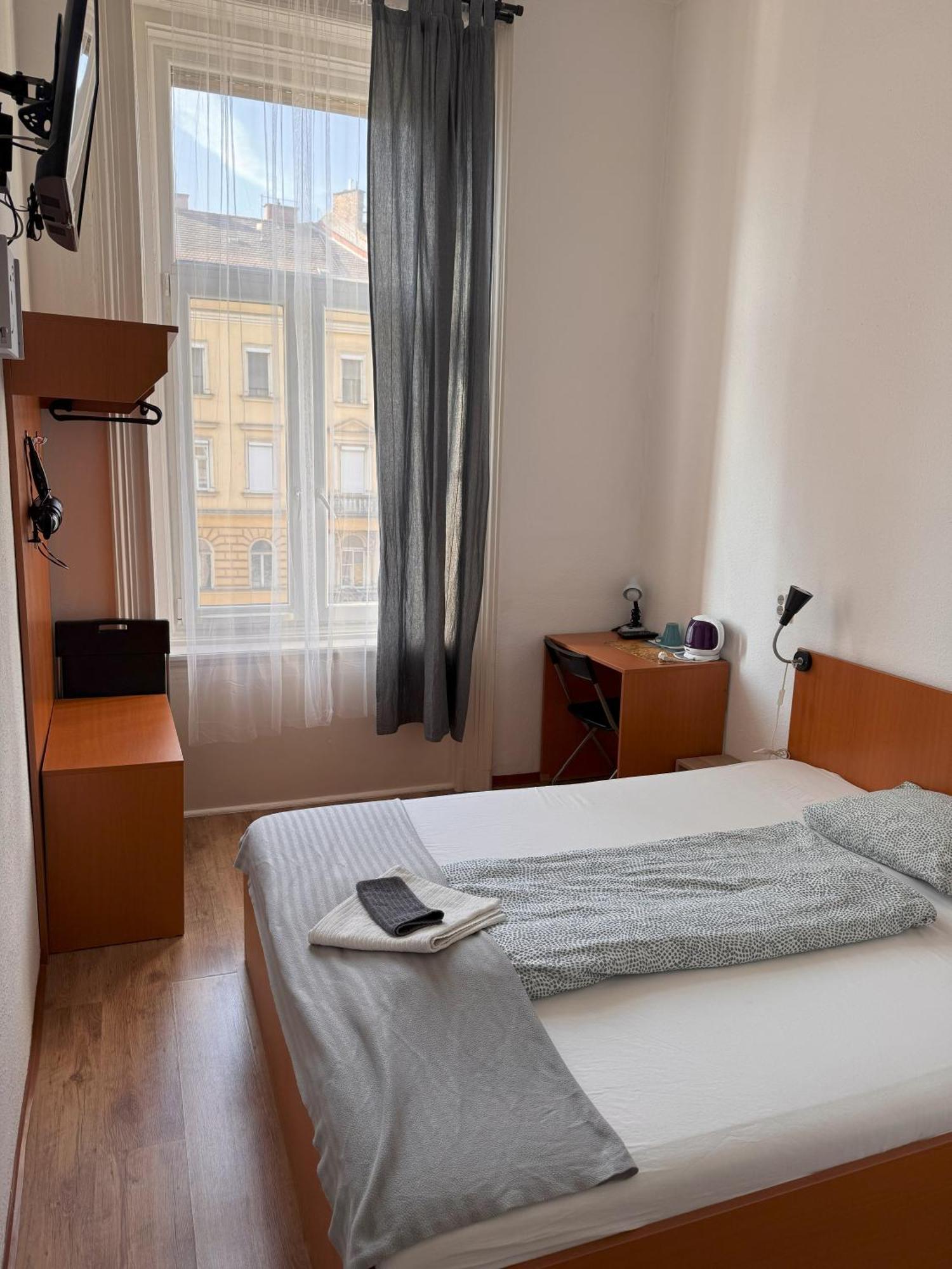 Chambre Double ou Lits Jumeaux