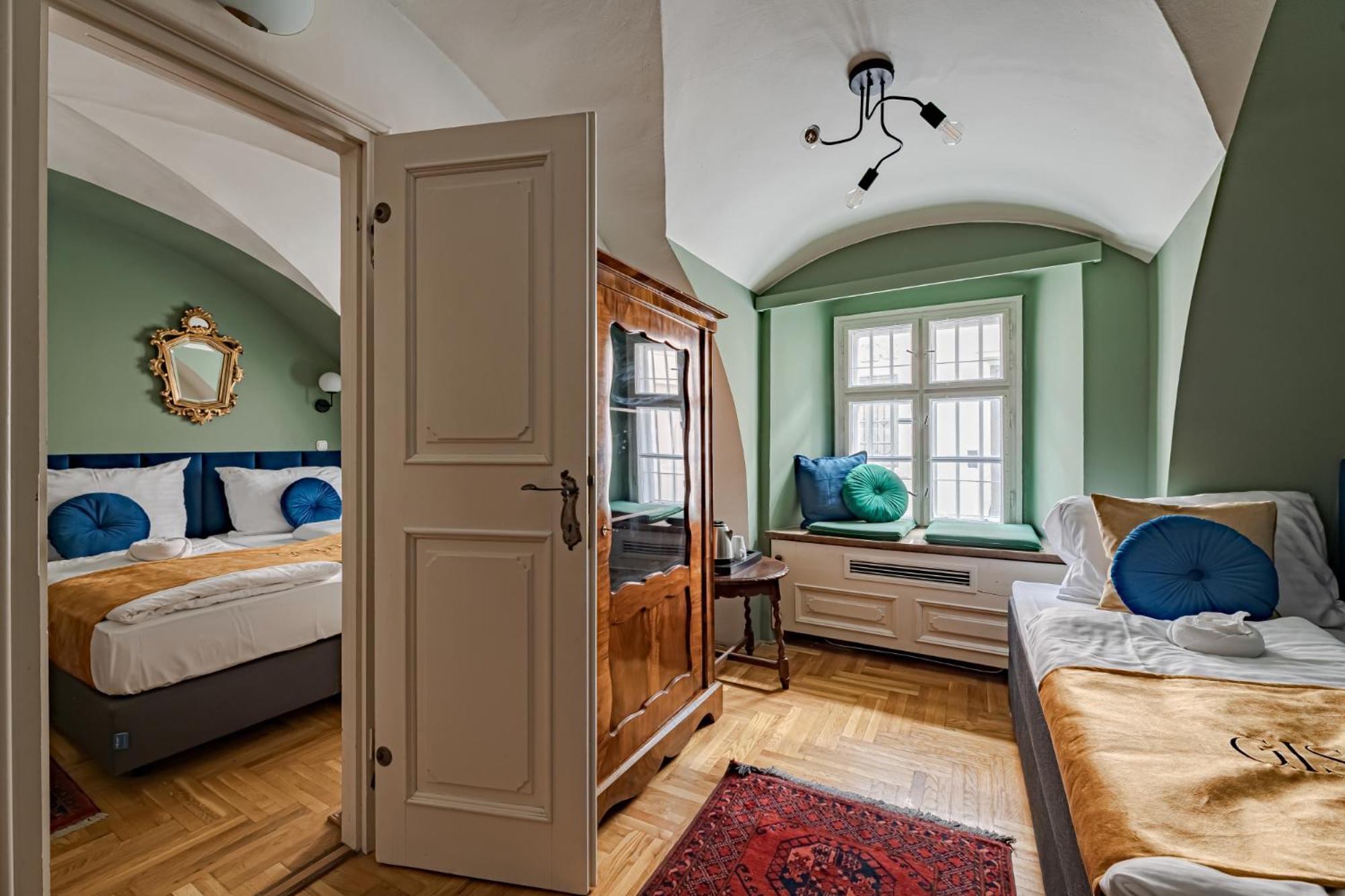 Chambre Familiale