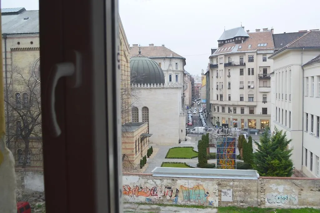 Synagogue View Guest House-1