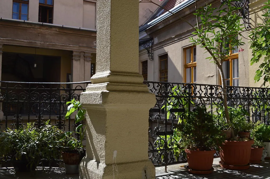 Synagogue Central Guest House-1