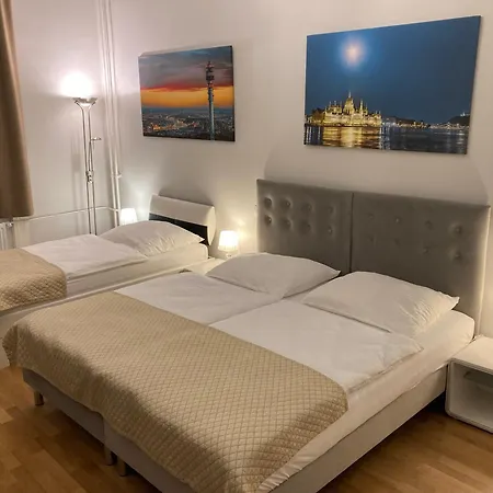 Anabelle Bed&Budapest-2