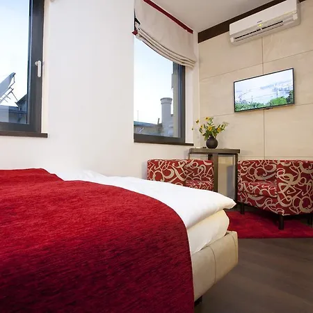 Parliament Penthouse Boutique B&B-3