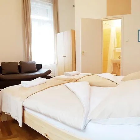 Westend Minihotel-2