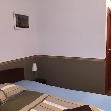 Elvis Guesthouse-3