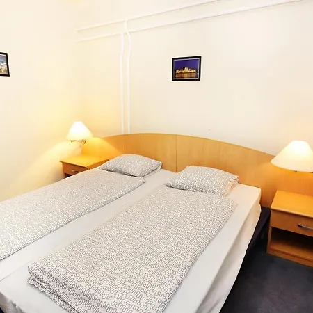 Mezzo Budapest-2