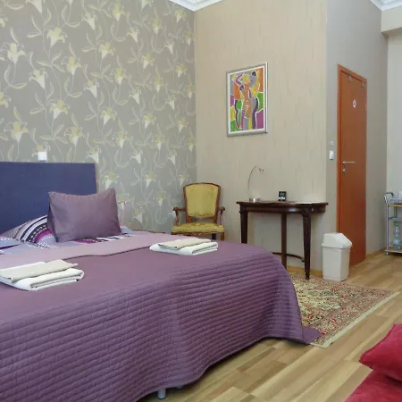 Budapest Guestrooms-3