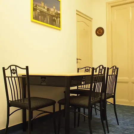 Budapest Suites-3